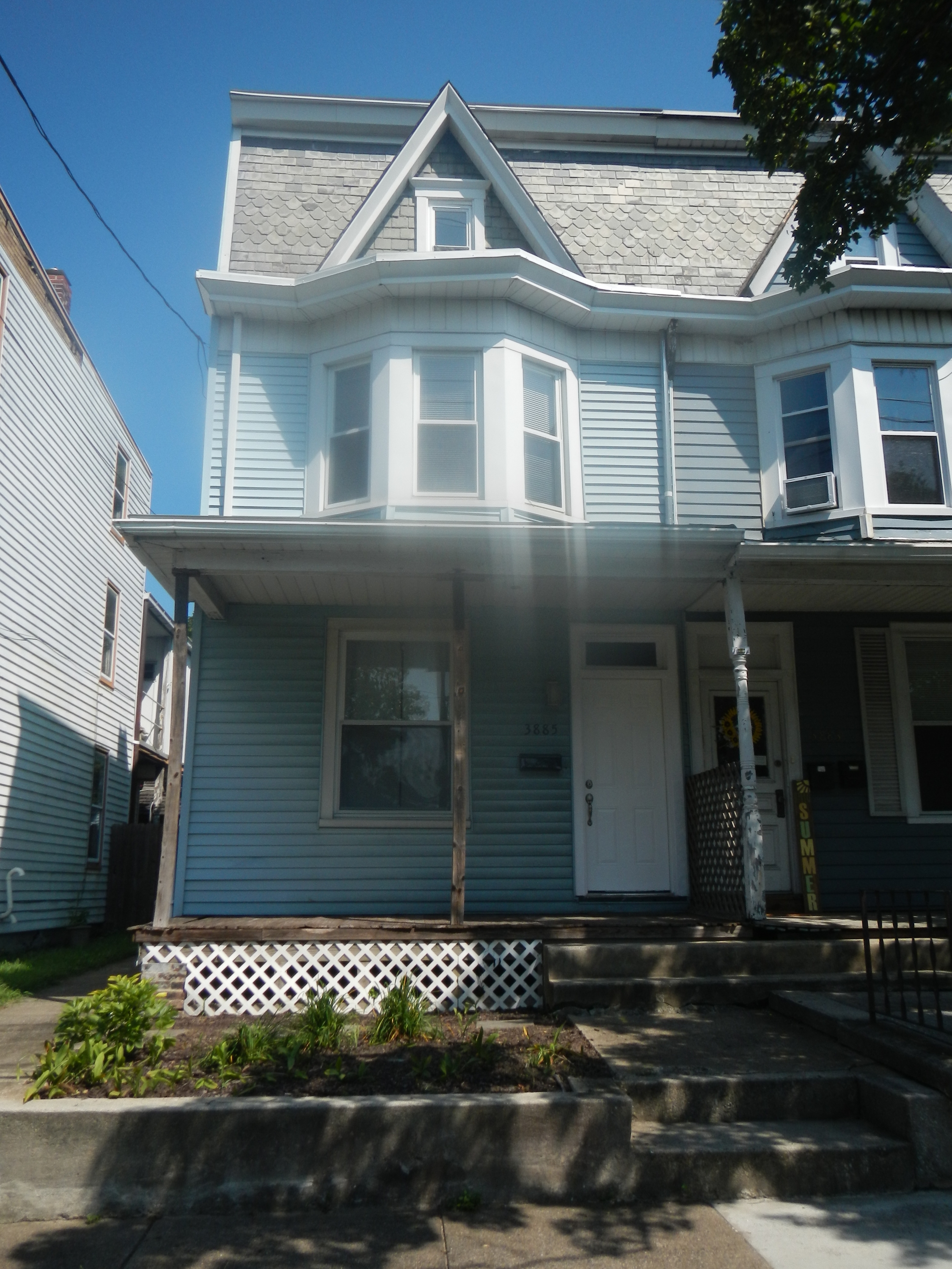 3885 North 6th Street